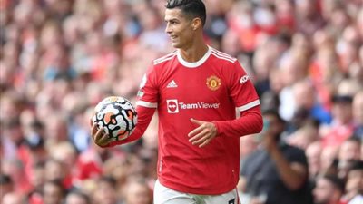 رونالدو يقود تشكيل مانشستر يونايتد لمواجهة أستون فيلا في  الدوري الإنجليزي