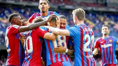 كومان يعلن قائمة برشلونة لمواجهة ضيفه ليفانتي في الدوري الإسباني