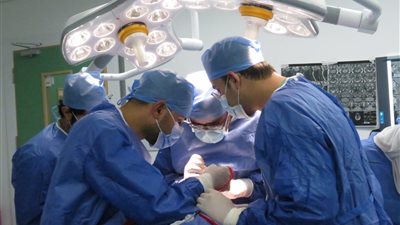 نجاح استئصال ورم بالحبل الشوكي لمريضة في مستشفى السلام بورسعيد (صور)