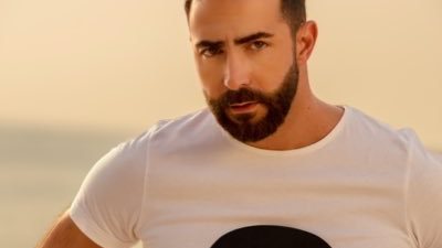 كارلوس عازار برسالة غامضة تحير جمهوره