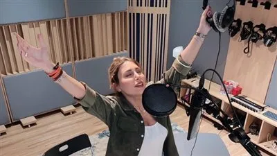 يارا تنتهي من ألبومها الجديد