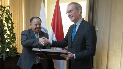 سفير السويد بالقاهرة: شركات سويدية مهتمة بالاستثمار بمصر