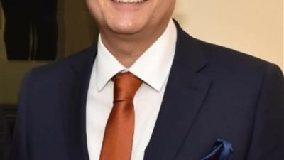 فتح باب التقدم لشعبة الدراسة باللغة الإنجليزية بتجارة عين شمس 