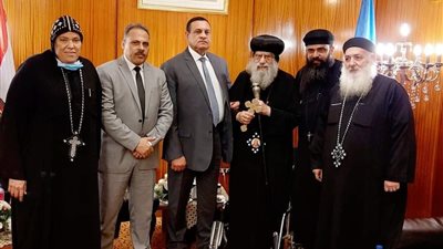 الأنبا باخوميوس يقدم التهنئة بالعيد القومي لمحافظة البحيرة 