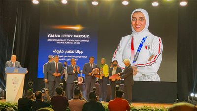 وزير التعليم العالي يكرم أبطال طوكيو ٢٠٢٠ بالجامعة البريطانية