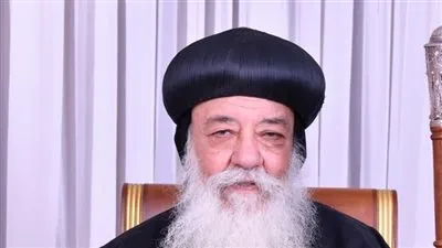 عاجل.. وفاة الأنبا هدرا مطران أسوان بعد صراع مع المرض 