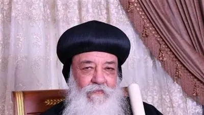 رئيس الطائفة الإنجيلية يعزي البابا تواضروس في رحيل مطران أسوان