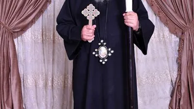 البابا تواضروس يودع الأنبا هدرا