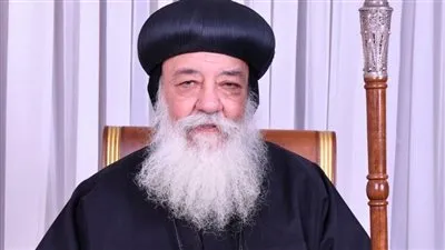 القس رفعت فكري يعزي البابا تواضروس في وفاة الأنبا هدرا