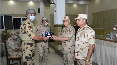 رئيس الأركان يتفقد الحالة الأمنية بشمال سيناء