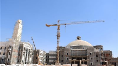 الخشت يتابع سير العمل في مشروع جامعة القاهرة الدولية بـ6 أكتوبر