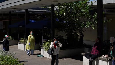 سيدني تحذر السكان الذين لم يتم تطعيمهم من العزلة الاجتماعية 