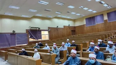 تواصل دورة تدريب الأئمة والوعاظ لليوم الثاني على التوالي بجامعة الفيوم 