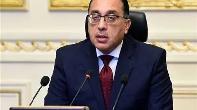 الحكومة تستعرض السيناريوهات المتوقعة لأداء الاقتصاد خلال الفترة المقبلة