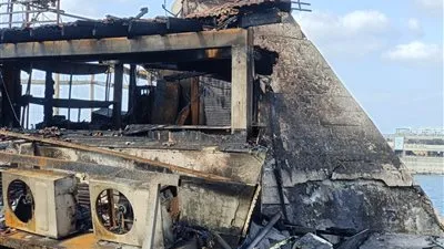 حريق يلتهم 4 مطاعم بميراج جليم بالإسكندرية.. والخسائر بالملايين (فيديو وصور)