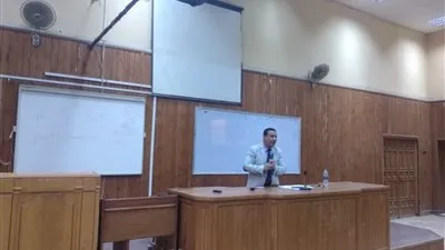 محاضرات لتدريب الأئمة والوعاظ بالفيوم 