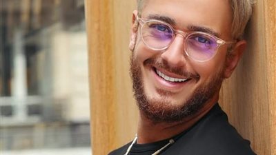 بعد منعه من الغناء بمصر.. سعد لمجرد ضيف أمير كرارة في 
