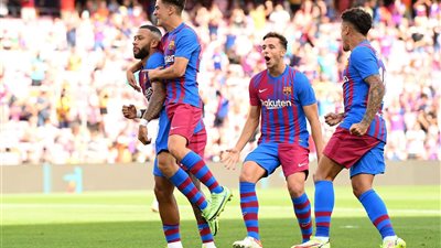 مفاجآت.. تشكيل برشلونة الرسمي ضد بنفيكا في دوري أبطال أوروبا