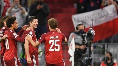 بايرن ميونخ يواجه إينتراخت فرانكفورت سعياً للاستمرار في الصدارة