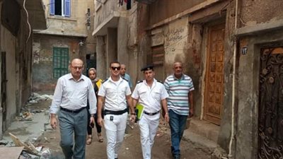 تنفيذ قرار بالإخلاء الإدارى لعقار يشكل خطورة داهمة بنطاق حى غرب المنصورة