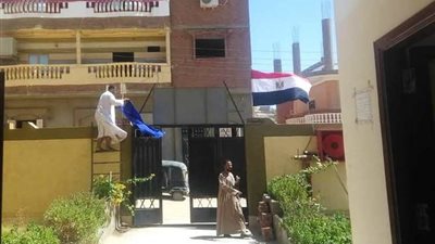 محافظ أسوان يشدد على المحليات بمتابعة الالتزام بالمواعيد الشتوية 