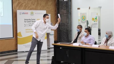 ختام أولى مراحل تدريب المعلمين على مهارات التدريس الحديثة بجامعة المنصورة