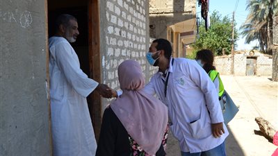 الرعاية الصحية تعلن امتداد حملات طرق الأبواب لفحص كبار السن ببورسعيد 