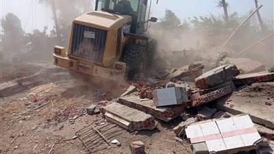 تنفيذ قرار إزالة 17 حالة تعد على مساحة 588 مترا في بورسعيد 