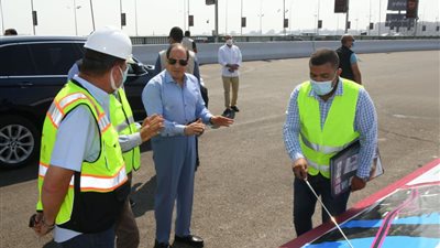 عاجل.. السيسي للمسؤولين عن تطوير الأوتوستراد: 