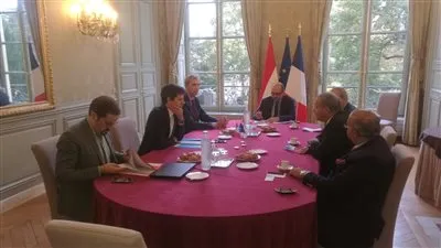 عاجل.. وزير التموين: مصر مهتمة باستيراد القمح من فرنسا  