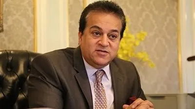 أول تعليق من وزير التعليم العالي على وجود فائض في الأماكن بالكليات الخاصة