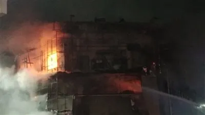 السيطرة على حريق بمول تجاري شهير في دمنهور بالبحيرة (فيديو وصور)