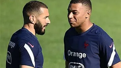 بنزيما يكشف عن موعد انضمام مبابي إلى ريال مدريد