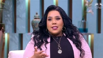 شيماء سيف تطلب من جمهورها الدعاء لوالدتها