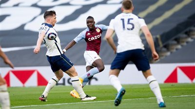 توتنهام يفوز على أستون فيلا بثنائية في الدوري الإنجليزي