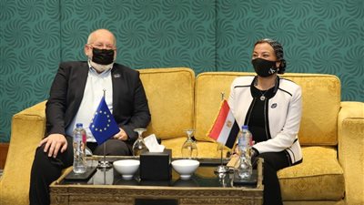 وزيرة البيئة: مصر تضع هدفا للوصول لنصف مشروعات الدولة خضراء بحلول 2024