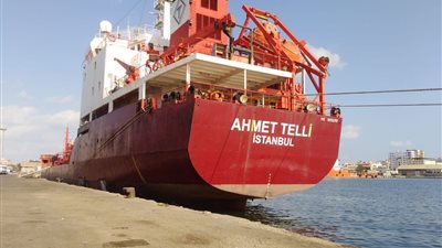 16 سفينة إجمالي الحركة الملاحية بموانئ بورسعيد 