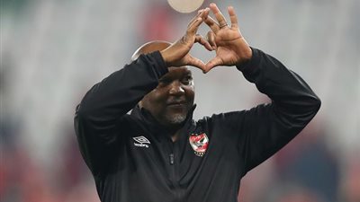 قرار مفاجىء في الأهلي بشأن موسيماني