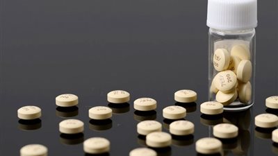 خبير علم انتشار أوبئة:11 ألف جنيه سعر دواء كورونا الجديد