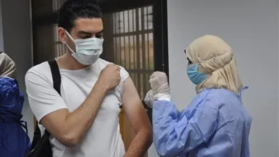 متحدث الوزراء: إلغاء التسجيل المسبق للطلاب للحصول على اللقاح (فيديو) 