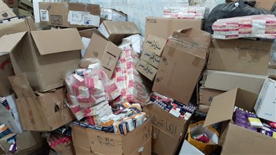 ضبط 120 ألف قرص مخدر بمخزن غير مرخص في السلام بالقاهرة (صور)