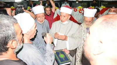 محافظ سوهاج يشهد إنهاء خصومة بين عائلتين في جرجا (صور)