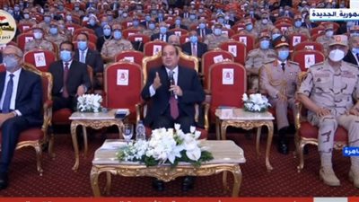 حوار مثير.. السيسي لـ قائد كتيبته: محظوظ إني خدمت مع سيادتك