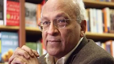 نجل الراحل جمال الغيطاني يكشف آخر جملة لوالده قبل وفاته