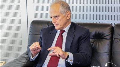 سفير اليونان يزور مكتبة الإسكندرية ويشير: عشت جزء من طفولتي بمصر