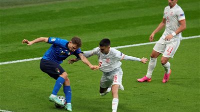 عاجل - مفاجآت في التشكيل الرسمي لموقعة إيطاليا وإسبانيا بنصف نهائي دوري الأمم الأوروبية