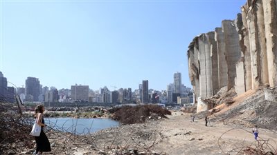 للمرة الأولى.. فيديو يوثق لحظة انفجار مرفأ بيروت