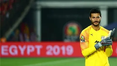 عاجل - آخر تطورات إصابة محمد الشناوي مع منتخب مصر.. وحقيقة خلافه مع الحضري