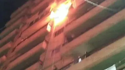 عاجل.. السيطرة على حريق في برج سكني بدمنهور (صور)