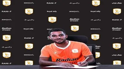 رسميًا.. فاركو يتعاقد مع إسلام جمال